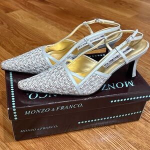 NWB Manzo & Franco VINTAGE Darren leather slung back kitten heels shoes silver 8